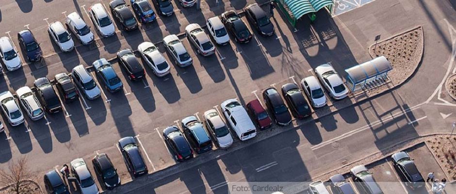CarDealz Parkplatz