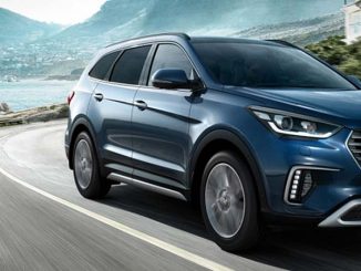 Hyundai-Grand-Santa-Fe-Dynamisch-Seite-Front-Blau-Klein12.07.16