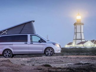 Mercedes-Reisemobil-Marco-Polo-Außen-Seite-Silbern-Nachts-12.04.16