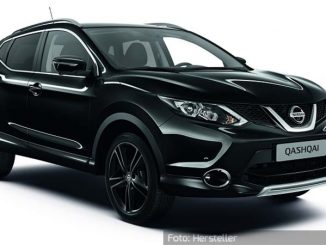 Nissan-Qashqai-Black-Edition-Statisch-Seite-Front-Schwarz-15.08.16
