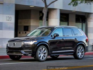 Volvo-XC90-Außen-Seite-Schwarz-15.04.16