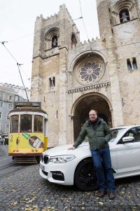 bmw-5er-statatisch-seite-michael-neher-tram-lissabon-weiss-wolfgang-groeger-meier-30-11-16