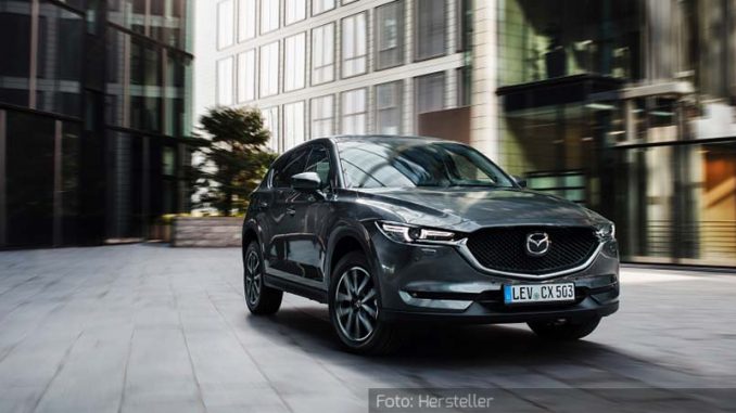 Mazda-CX-5-Dynamisch-Front-Seite-Grau-21.03.17