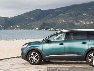 Peugeot-5008-Statisch-Seite-Heck-Türkis-09.05.17