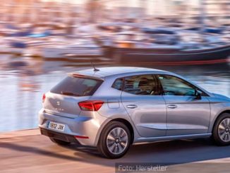 Seat-Ibiza-Dynamisch2)-Heck-Seite-Silbern-Klein-01.06.17