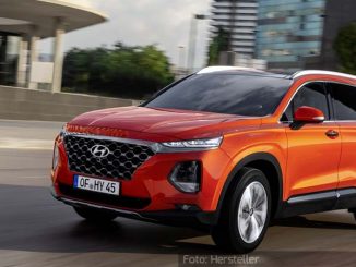 Hyundai-Santa-Fe-Dynamisch-Front-Seite-Orange-05.07.18