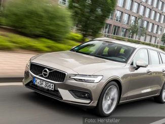 Volvo-V60-Dynamisch-Front-Seite-Beige-10.07.18