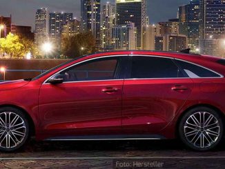 Kia-ProCeed-Statisch-Seitre-Rot-Nacht-Barcelona-13.09.18