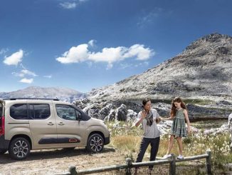 Citroen-Berlingo-Statisch-Heck-Seite-Familie-Beige-28.08.18