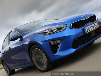 Kia-Ceed-Dynamisch4)-Front-Seite-Blau-18.06.18