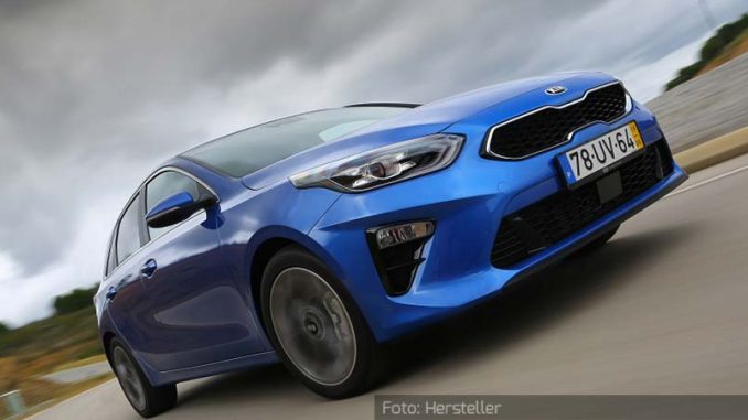 Kia-Ceed-Dynamisch4)-Front-Seite-Blau-18.06.18 Kia-Ceed-Dynamisch4)-Front-Seite-Blau-18.06.18