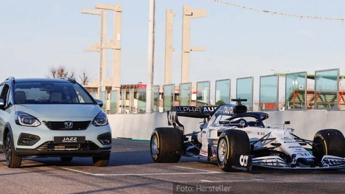 Honda-Jazz-Crosstar-Formel-1-Bolide-Statisch-03.06.20