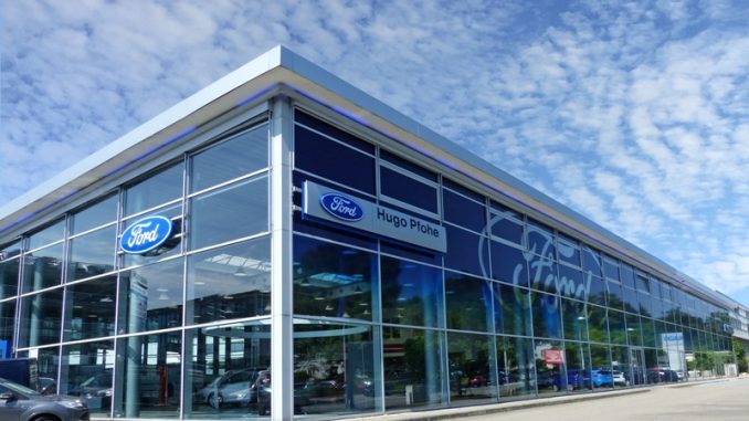 Der Ford-Flagshipstore im Pfohe-Hauptbetrieb Fuhlsbüttel