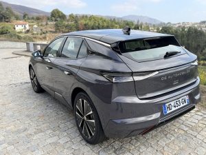 Schöner Rücken – der DS N°4 in der Heckansicht