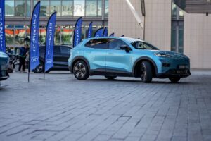 Klar gezeichnet, elegant proportioniert und ohne übertriebene Effekte: Der China-PHEV setzt auf zurückhaltendes, wertiges SUV-Design mit europäischem Anspruch