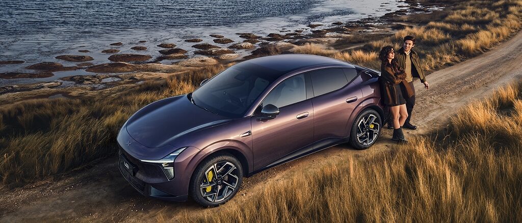Der neue Xpeng L03 positioniert sich als kompakte Mischung aus SUV-Coupé, Technikträger und Preisbrecher. Schon ab diesem Herbst auf Deutschlands Straßen Fotos: XPeng