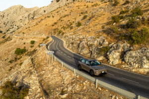 Beim internationalen Fahrtest auf den kurvigen Straßen Andalusiens wird deutlich, worauf der B03X ausgelegt ist: auf entspanntes, komfortables Fahren